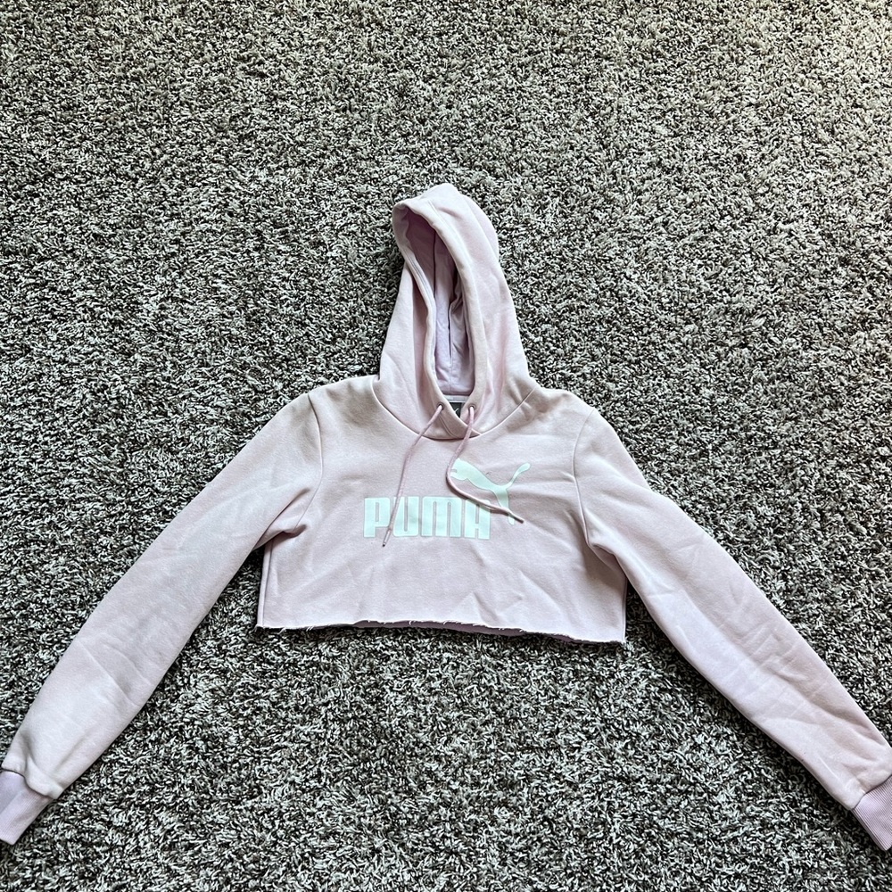 Cropped puma hoodie